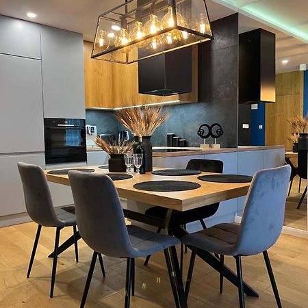 Family & Business Elegant Apartments: Kadzielnia Terrace with Garage Kielce Exterior photo