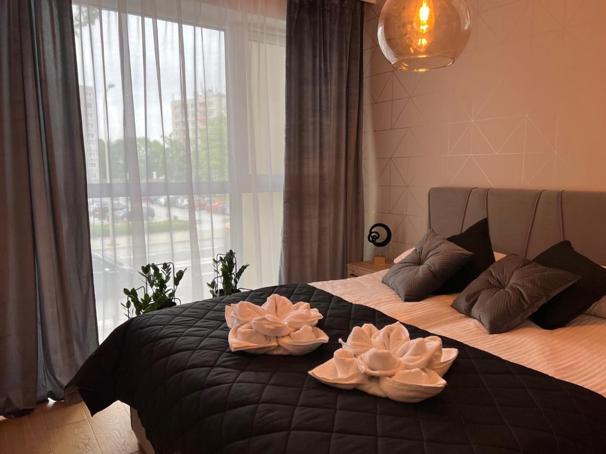 Family & Business Elegant Apartments: Kadzielnia Terrace with Garage Kielce Exterior photo